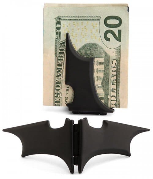Зажим для денег в стиле Бэтмена