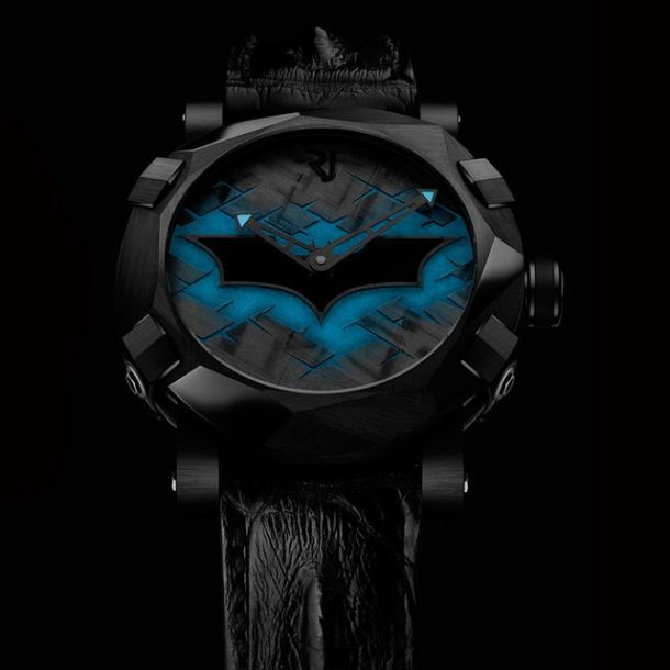 Romain Jerome x L'orologio Dark Knight DNA