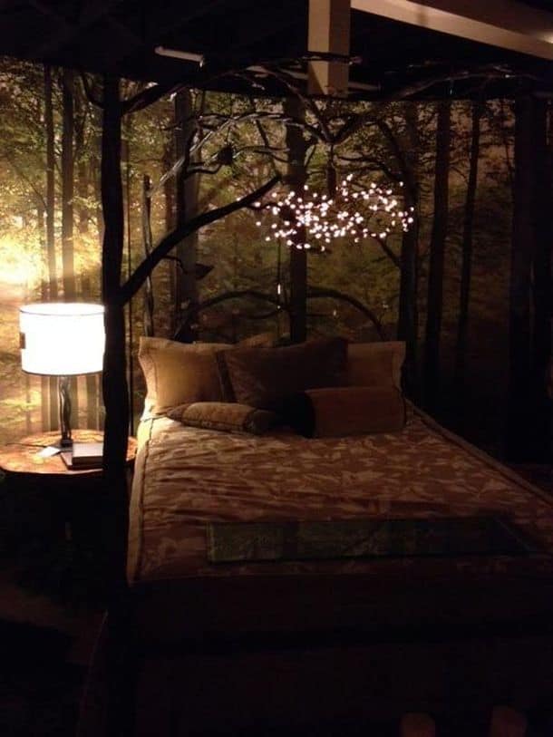 Enchanted Forest Queen Canopy Bed