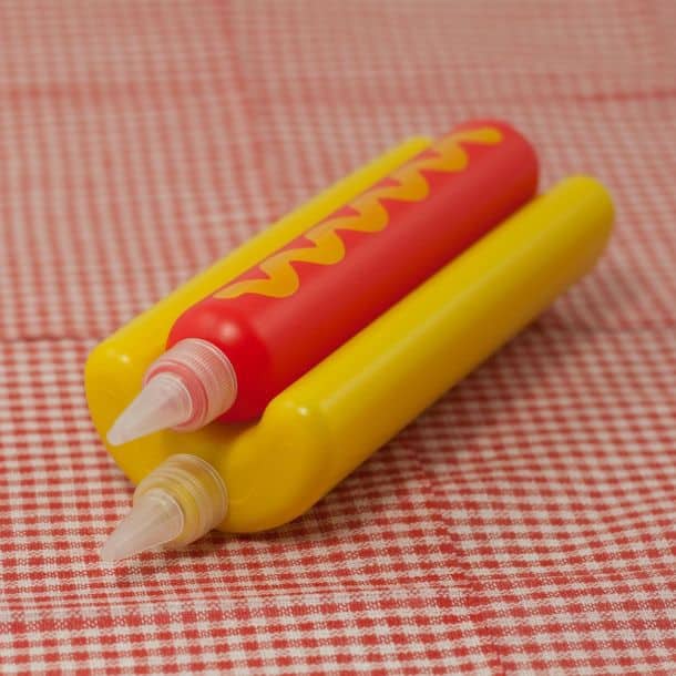 Mustard Range Yellow Red Sauce Holder Hotdog Shaped Condiment Dispenser