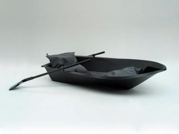 Folding rowboat by Maarno