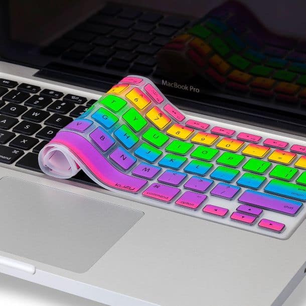Радужная силиконовая накладка на клавиатуру для MacBook