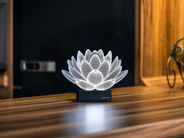 Светодиодный светильник с имитацией трехмерности Lotus 3D