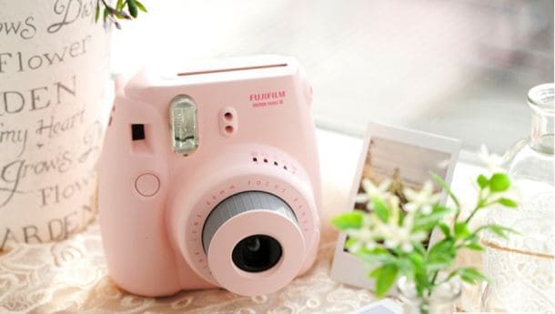 Цифровой фотоаппарат Fujifilm Instax Mini 8