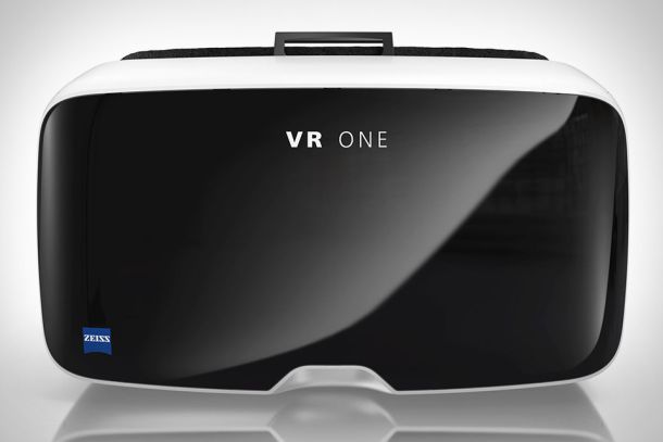 Набор Zeiss VR One для виртуальной реальности