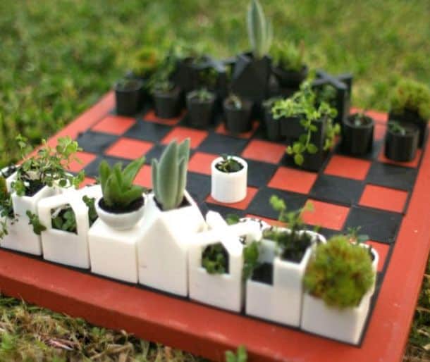 «Садовые» шахматы из мини-горшочков