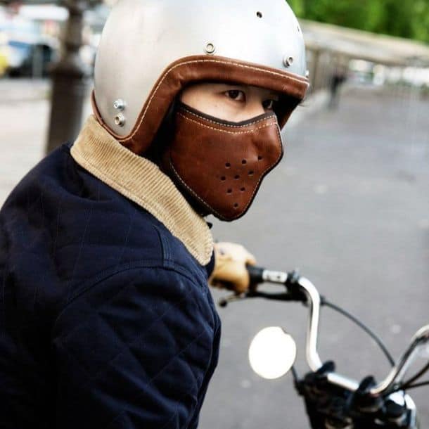 Тонкая кожаная мотоциклетная маска