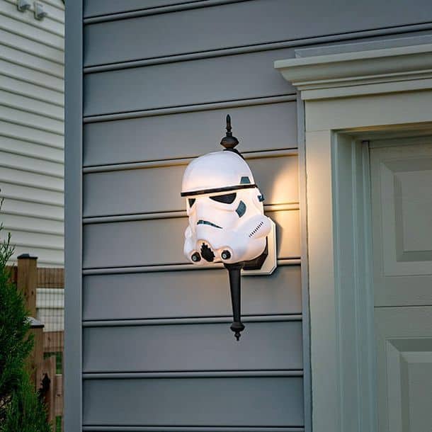 Уличный светильник Darth Vader в стиле «Звездных войн»