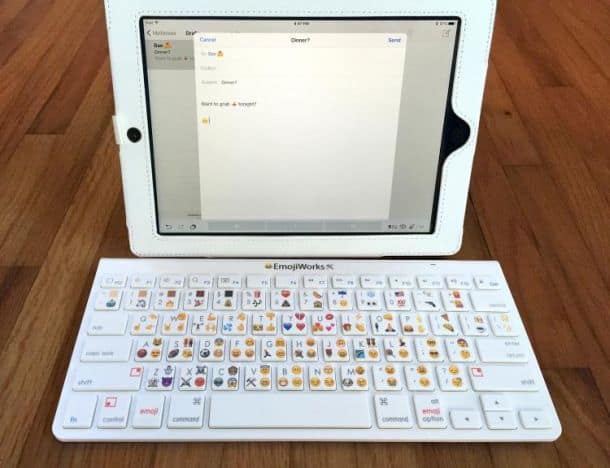 Клавиатура со смайликами Emoji