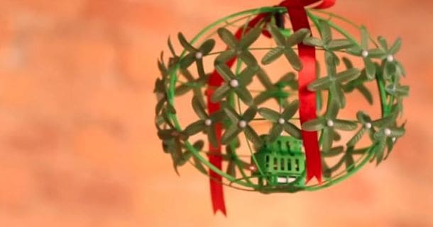 Рождественский дрон Mistletoe