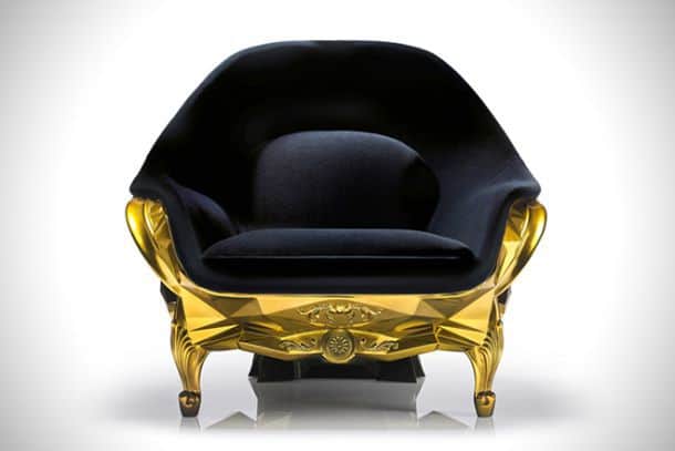 Золотой трон в форме черепа