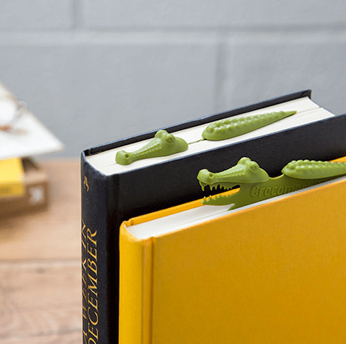 Закладка для книг в форме крокодила