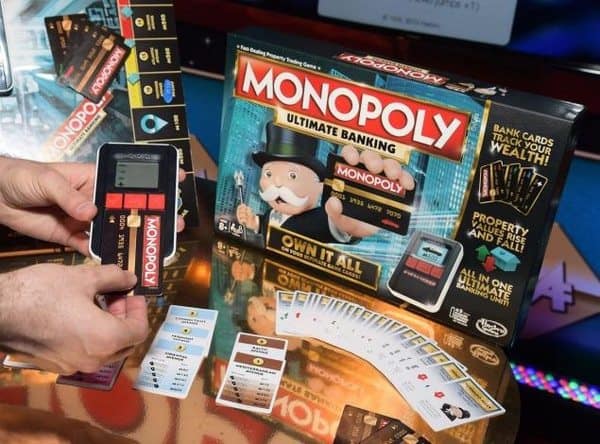 Настольная игра "Монополия" с дебетовыми картами и банкоматом