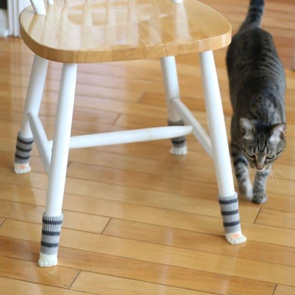 Носочки для стульев в виде кошачьих лапок