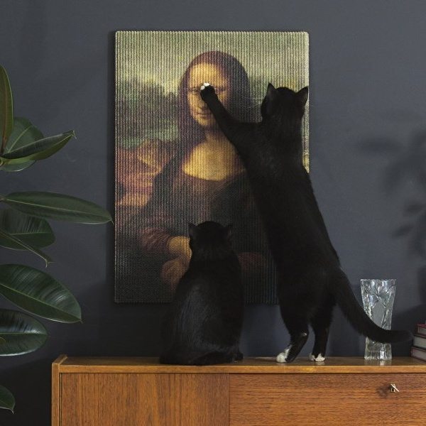 Когтеточка для кошек в виде полотна "Моны Лизы"