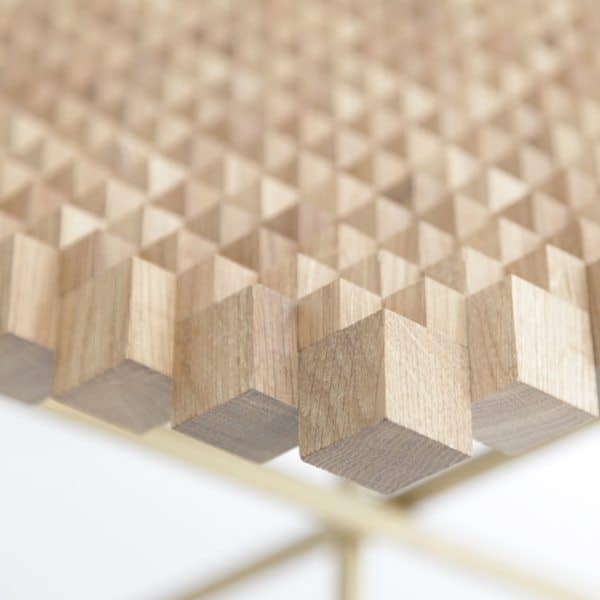 Деревянный стол с поверхностью из деревянных кубиков Adonis