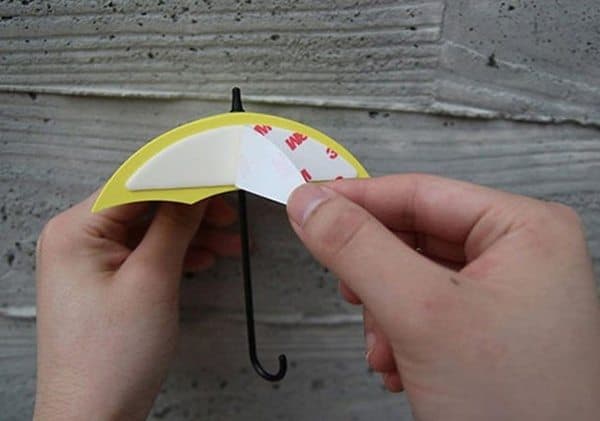 Крючок для ключей в виде миниатюрного зонтика