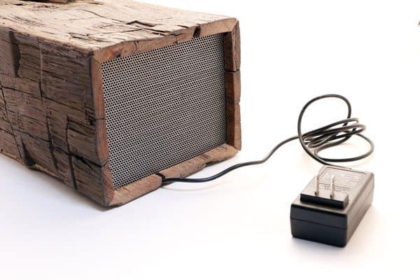 Деревянная Bluetooth-колонка BeamBox