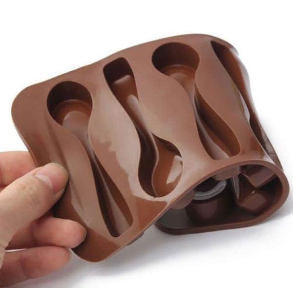 Формочка для изготовления шоколадных ложек