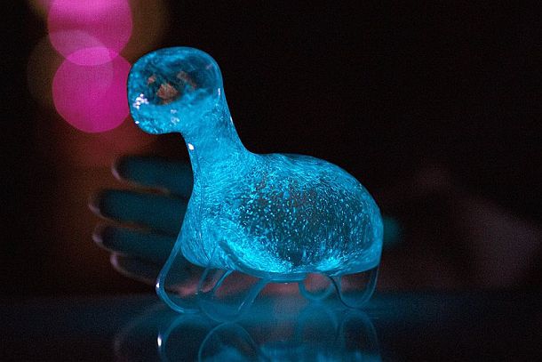 Биолюминесцентная интерактивная игрушка Dino