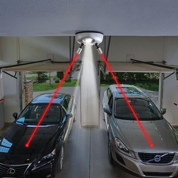 Лазерный помощник для парковки в гараже