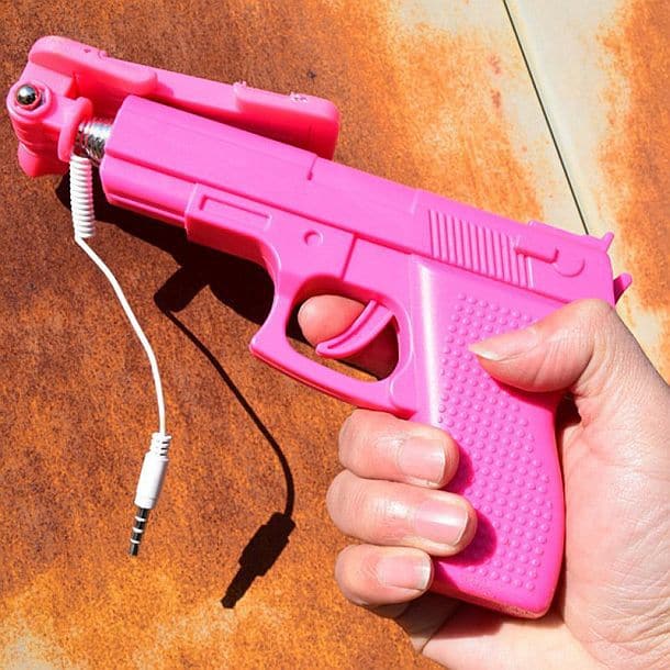 Селфи палка с рукояткой-пистолетом