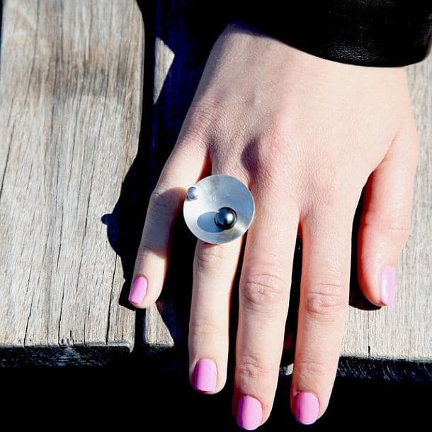 Серебряное кольцо с двумя таитянскими жемчужинами