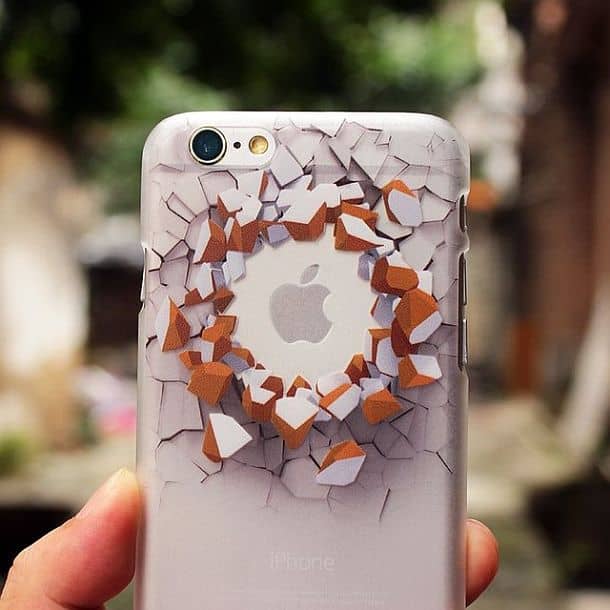 Чехол для iPhone «Направленный взрыв»