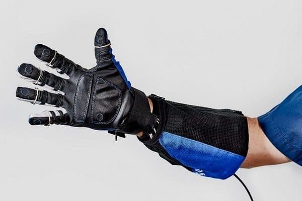 Роботизированная перчатка RoboGlove