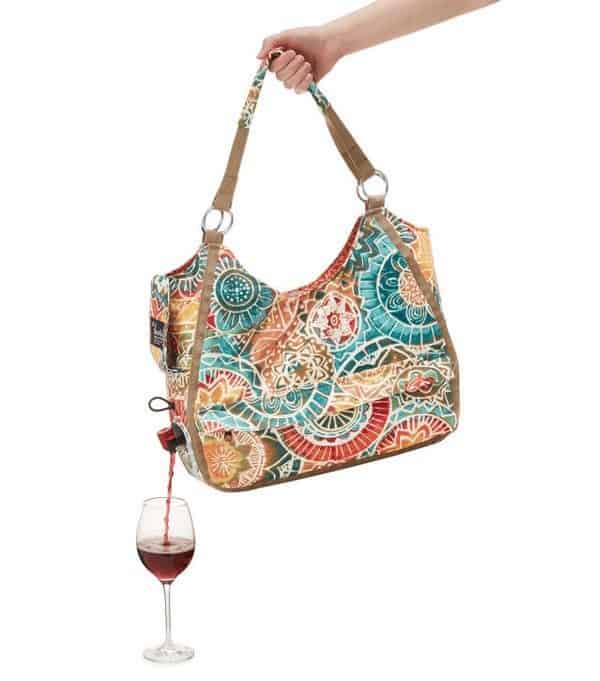 Женская сумка со скрытой ёмкостью для вина от Tracey Luebbers