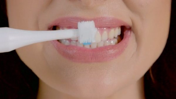 Роторная электрическая зубная щётка iBrush 365