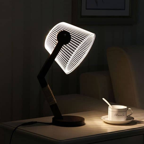 Настольная лампа с 3D-эффектом