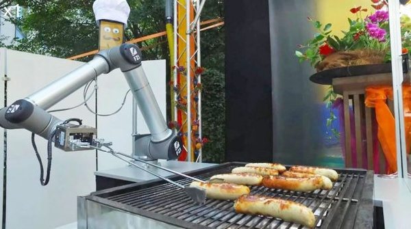 Робот-повар BratWurst