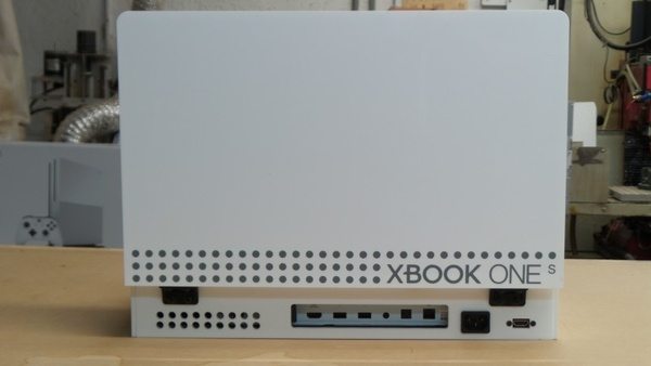 Xbox One S в виде ноутбука Xbook