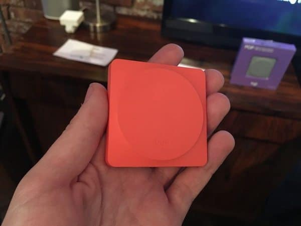 Универсальный включатель для умного дома Pop Home Switch