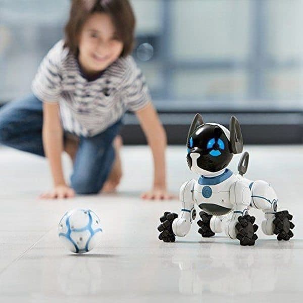 Робот-собака WowWee CHiP