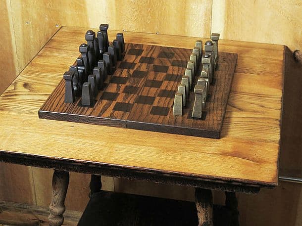 Кованые шахматы ручной работы Blacksmith