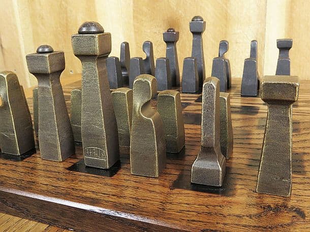 Кованые шахматы ручной работы Blacksmith