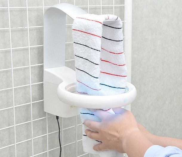 Ультрафиолетовая сушилка-вешалка для ванной от Thanko