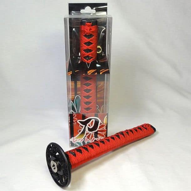 Рукоятка для механической коробки передач в виде эфеса японского меча Katana