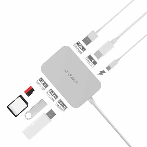 7-портовый хаб с USB-C и картридером SD-карт