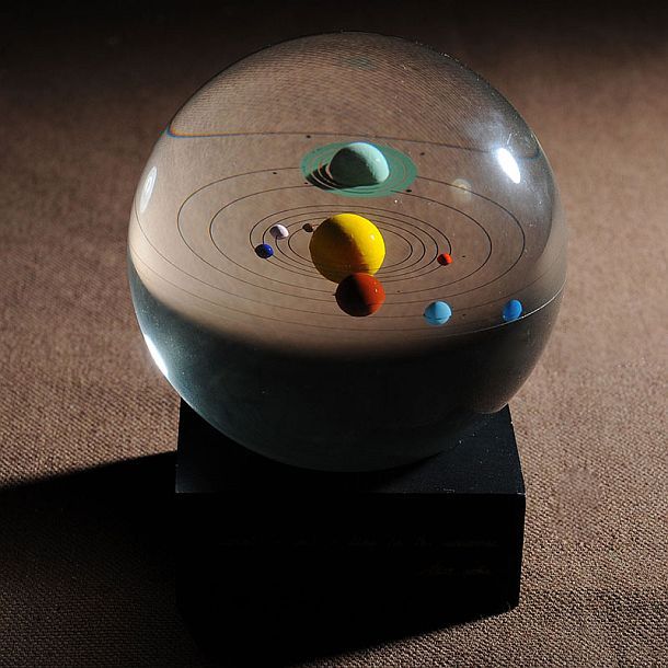Декоративный хрустальный шар с Солнечной системой