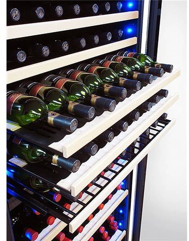 Дизайнерский винный холодильник со стеллажами на 300 бутылок
