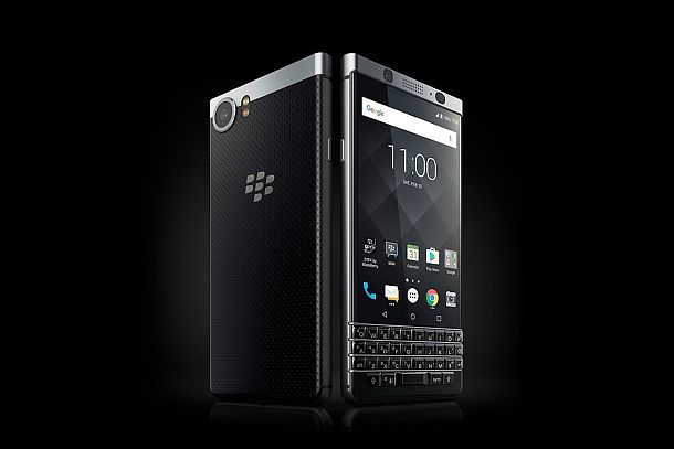 Смартфон с клавиатурой BlackBerry KEYone