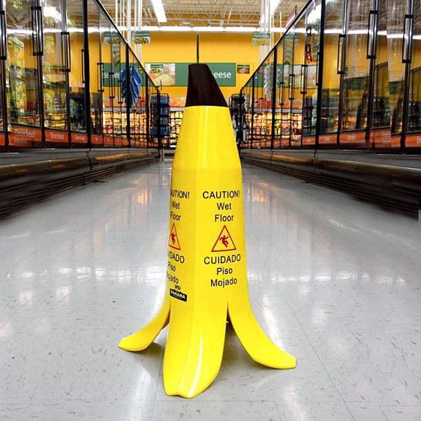 Броские и забавные предупредительные знаки в виде банана Banana Cones