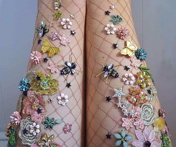 Цветочные ажурные чулки Flowered Fishnet Stockings