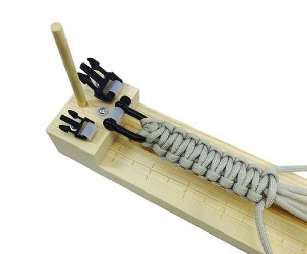 Миниатюрный станочек Yakura для плетения браслетов из паракорда
