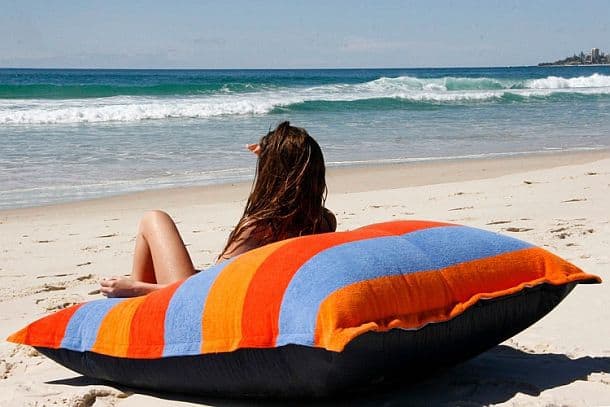 Пляжная подстилка типа кресло-мешок с махровой оболочкой Sandusa