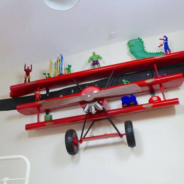 Полочка для игрушек в виде аэроплана Красного Барона