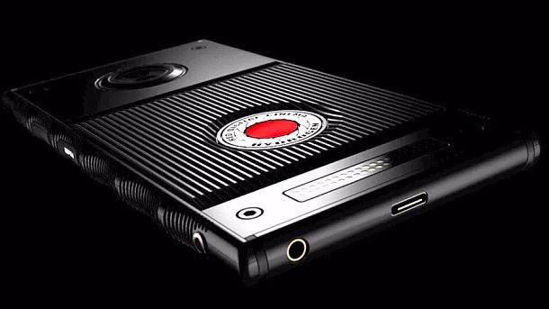 Red Hydrogen One – смартфон, способный воспроизводить голограммы